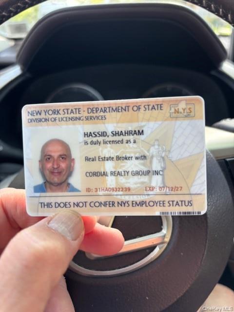 Building Photo - 494 Lincoln St