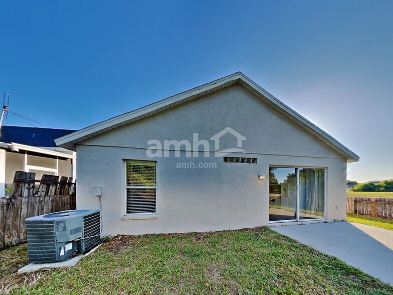 Building Photo - 22747 Saint Thomas Cir