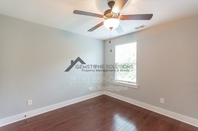 Building Photo - 1041 Honey Bush Cir