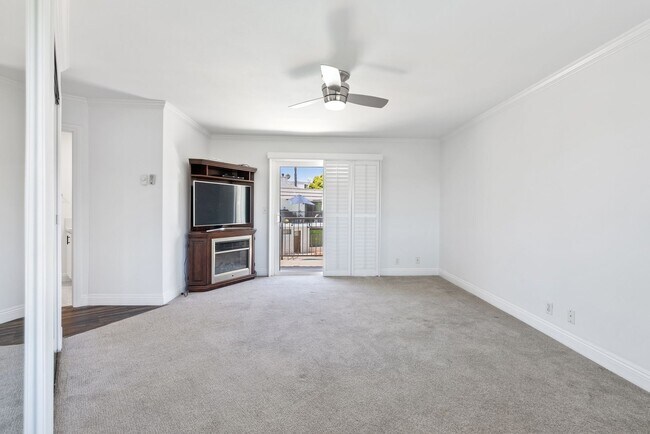 Building Photo - Live in Luxury: Spacious Sanctuary - Oceanfront Condo View Home with Mesmerizing Pacific Views