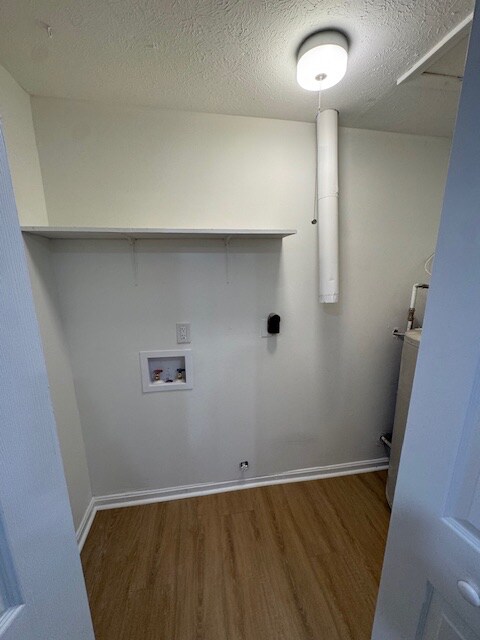 Building Photo - 6605 Vandre Ave