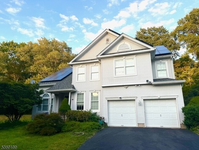 Primary Photo - 6 Danby Ct