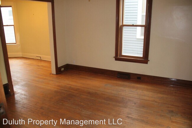 Building Photo - 4 br, 2 bath House - 2819 West 2nd Street