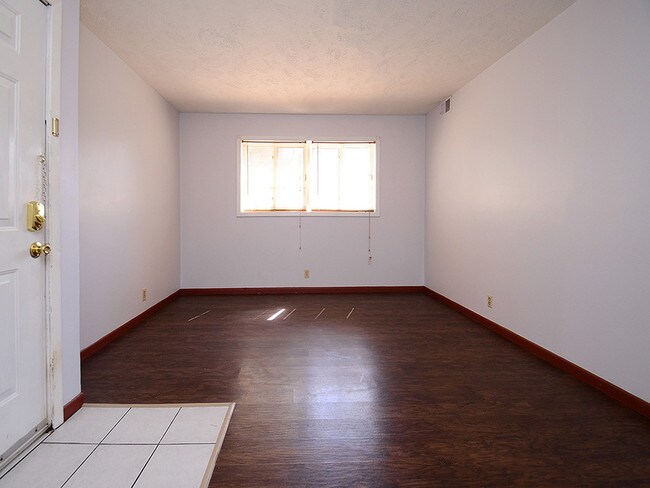 Building Photo - 3522 Webster St