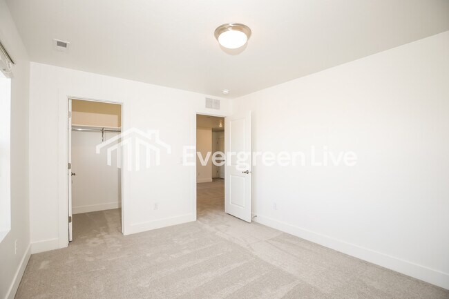 Building Photo - 14359 Ripples Dr