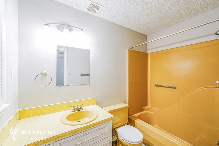 Building Photo - 908 Kathryne Cir