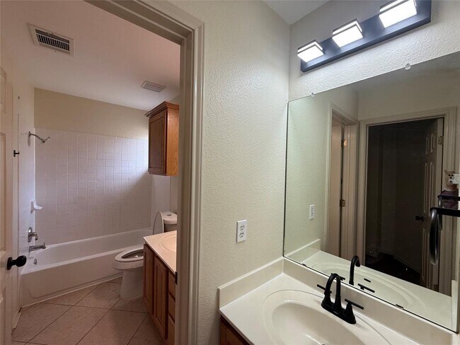 Building Photo - 14725 Banbridge Trail