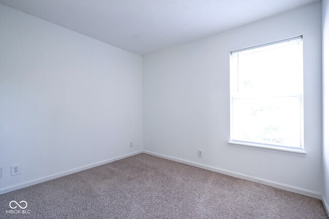 Building Photo - 5315 Rippling Brook Way