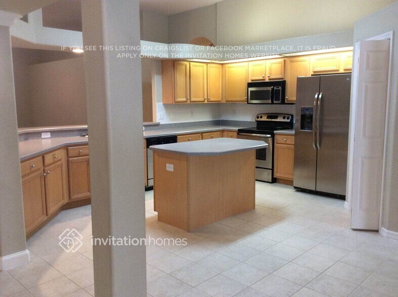 Building Photo - 19519 French Lace Dr