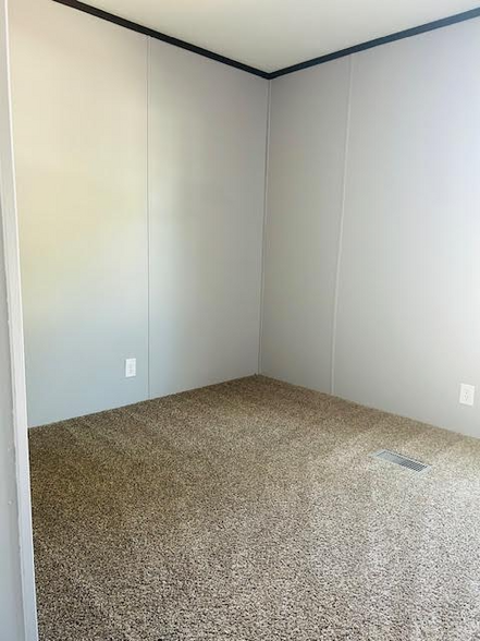 Building Photo - 51 Hosner Dr