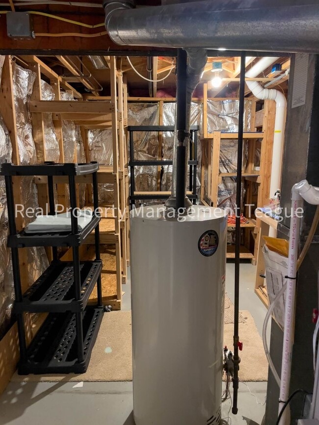 Building Photo - Beautiful Single Family Home