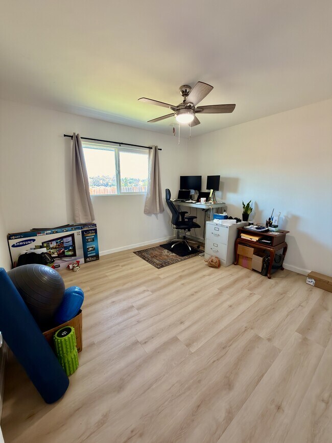 Building Photo - 5265 Bocaw Pl