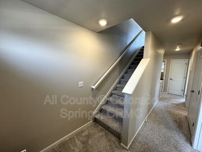 Building Photo - 5635 Dakan Lp