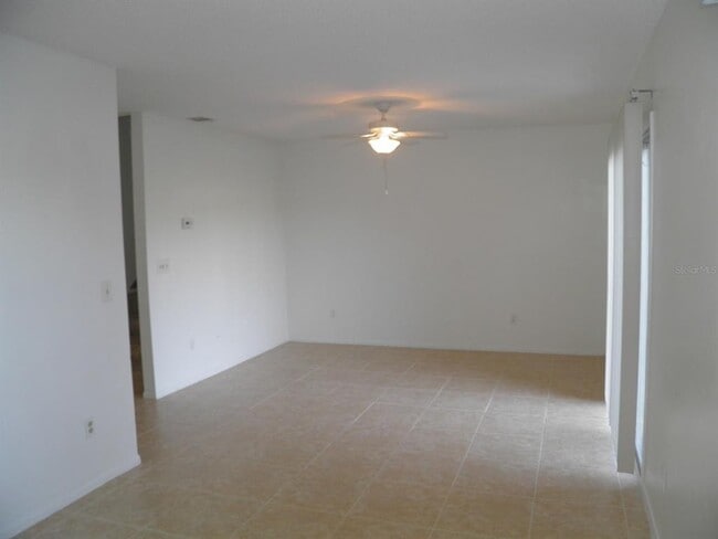 Building Photo - 3135 Hempstead Ave