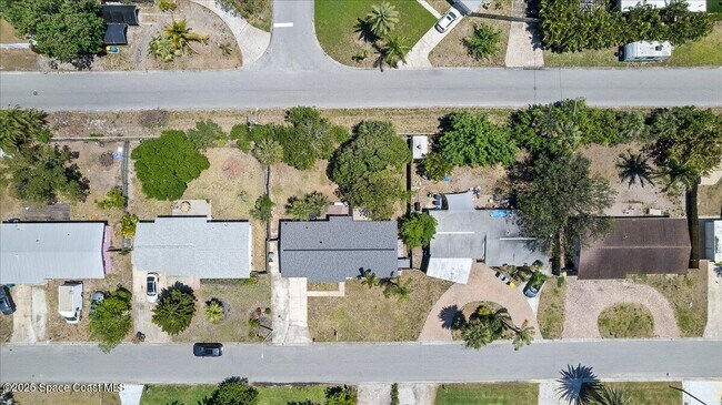 Building Photo - 160 Melaleuca Dr