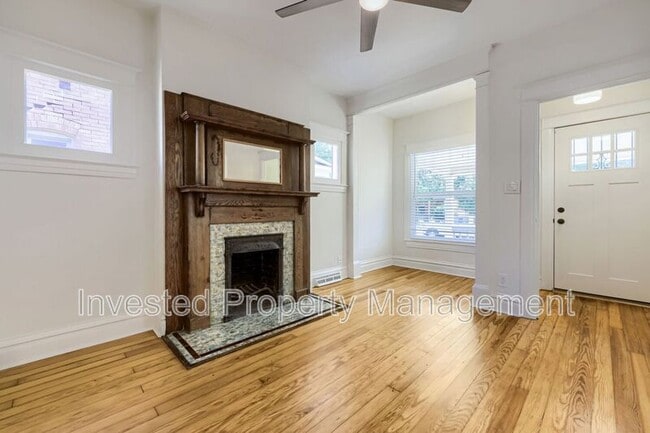 Building Photo - 3007 N Hooker St