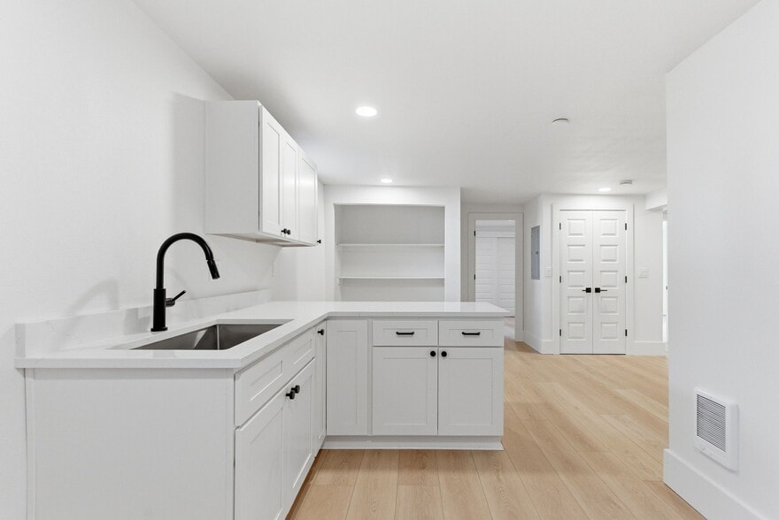 Building Photo - 2945 NE 57th Ave