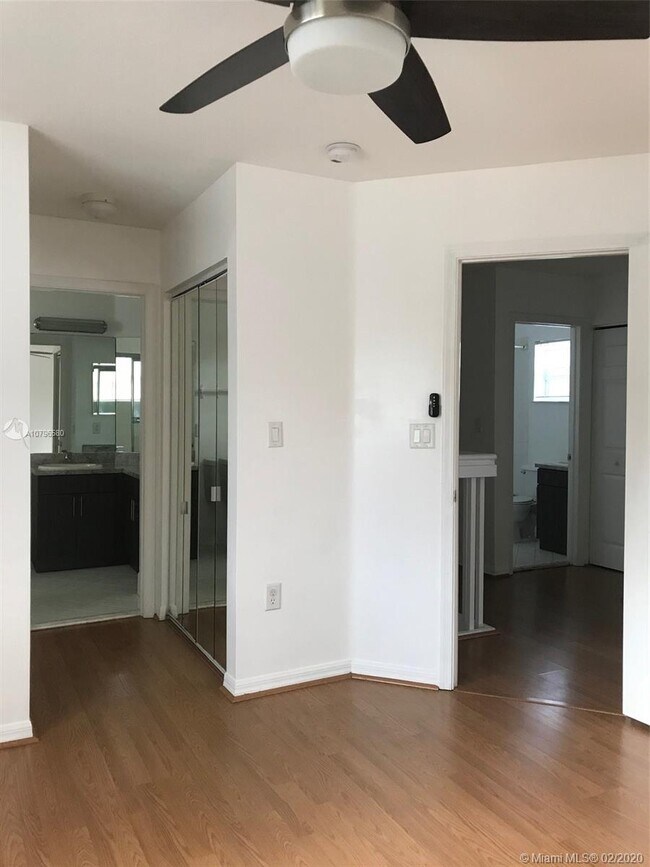 Building Photo - 2200 NW 170th Ave