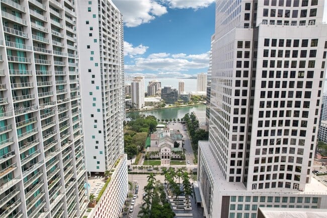 Building Photo - 55 SE 6th St