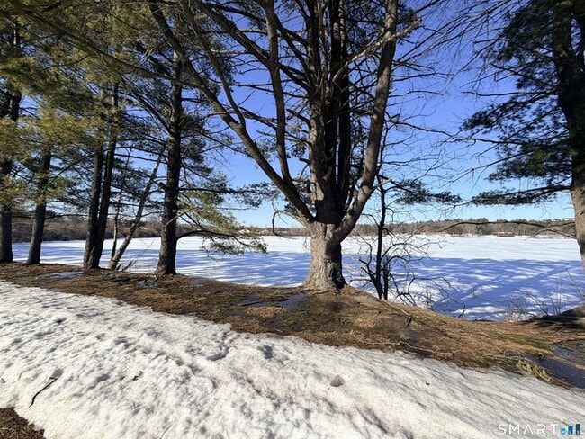 Building Photo - 7 Grandview Dr