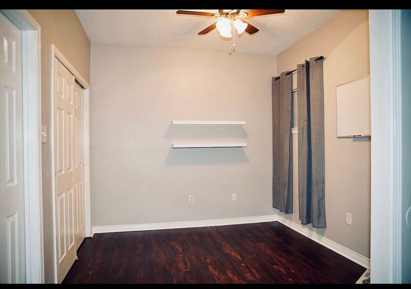 Building Photo - 5131 Butter Creek Ln