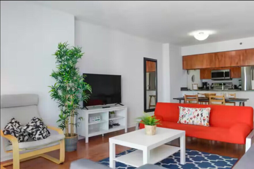 Building Photo - 1101 Brickell Ave