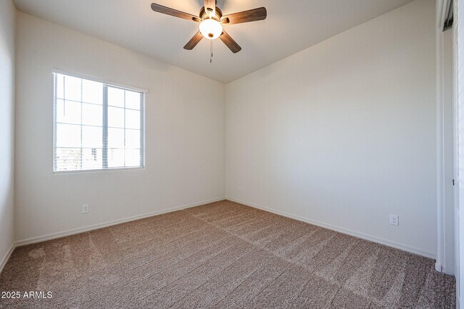 Building Photo - 24885 N 170th Dr