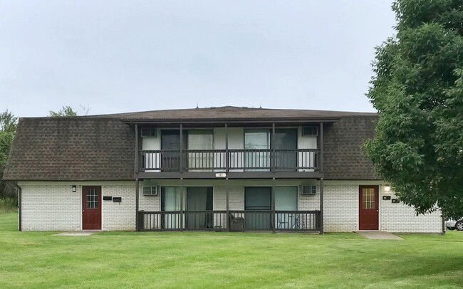 Primary Photo - Countryside Apartments