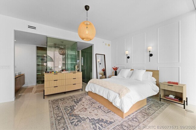 Building Photo - 1040 Biscayne Blvd