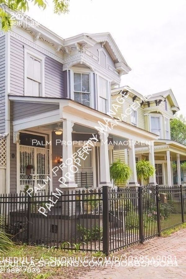 4 Bedroom Victorian Home in the Heart of S... 207 W 38th St Savannah