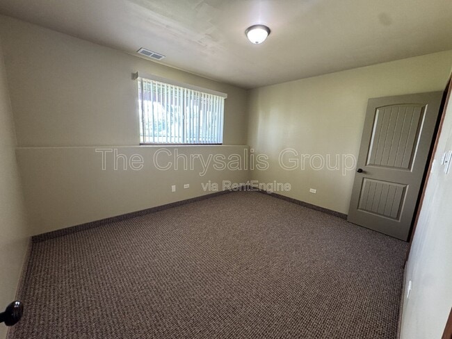 Building Photo - 777 N 3029th Rd