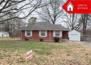 Building Photo - Charming 3BR Home with Large Backyard – Section 8 Welcome