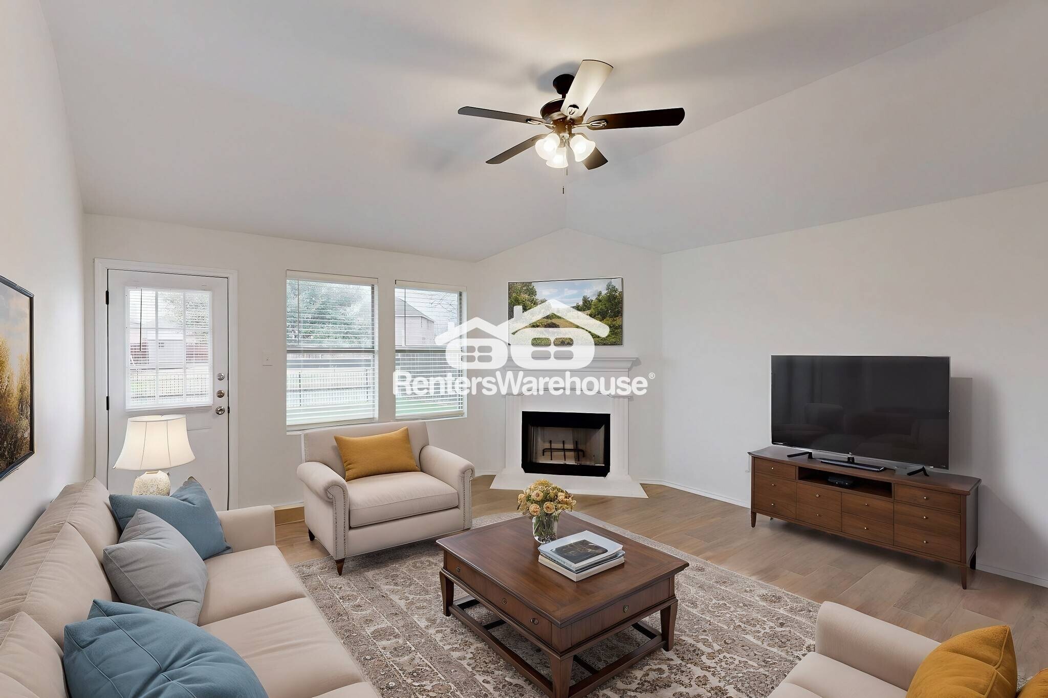 Building Photo - 1096 Oakbrook St
