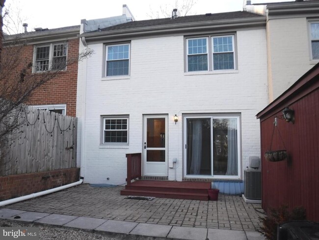 Building Photo - 8519 Forrester Blvd