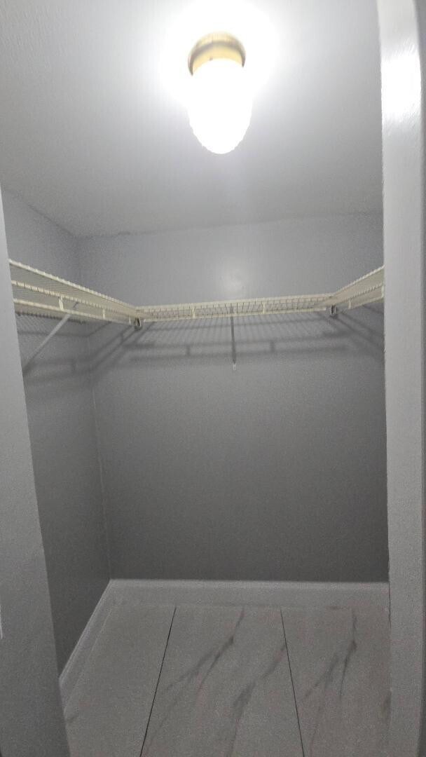 Building Photo - 3000 Riverside Dr