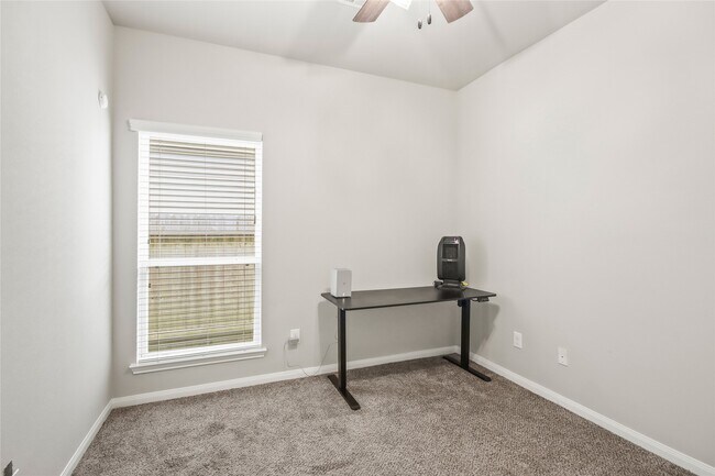 Building Photo - 12519 King Harry Dr