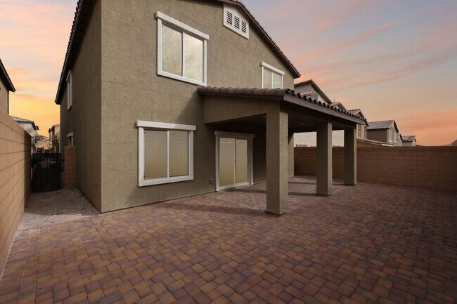 Building Photo - 10971 Meridian Flds Ave