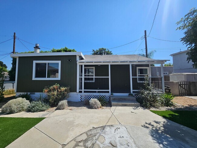 Building Photo - Chandler Properties