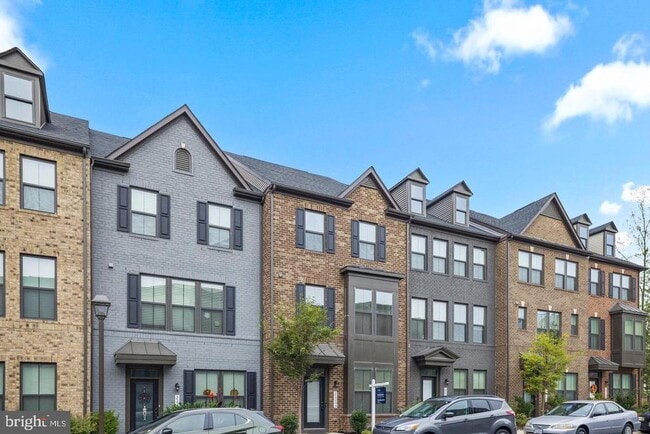 Building Photo - 22255 Sims Terrace