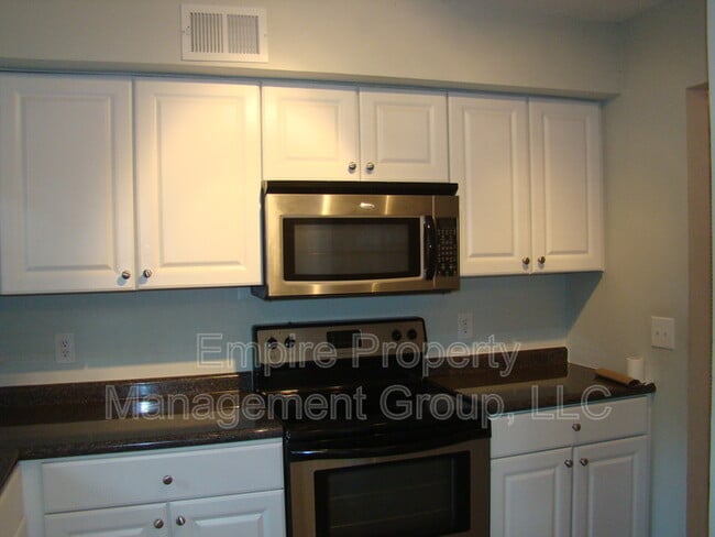 Building Photo - 1607 Willowby St