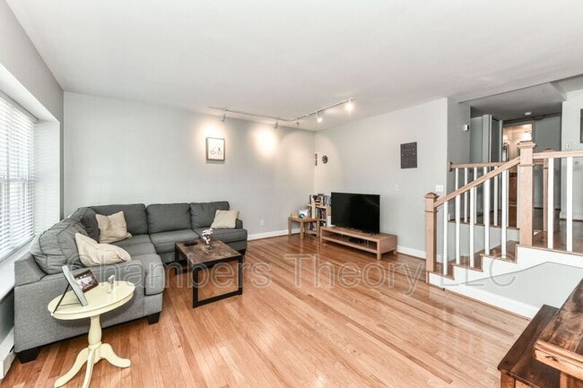 Building Photo - 2630 Adams Mill Rd NW