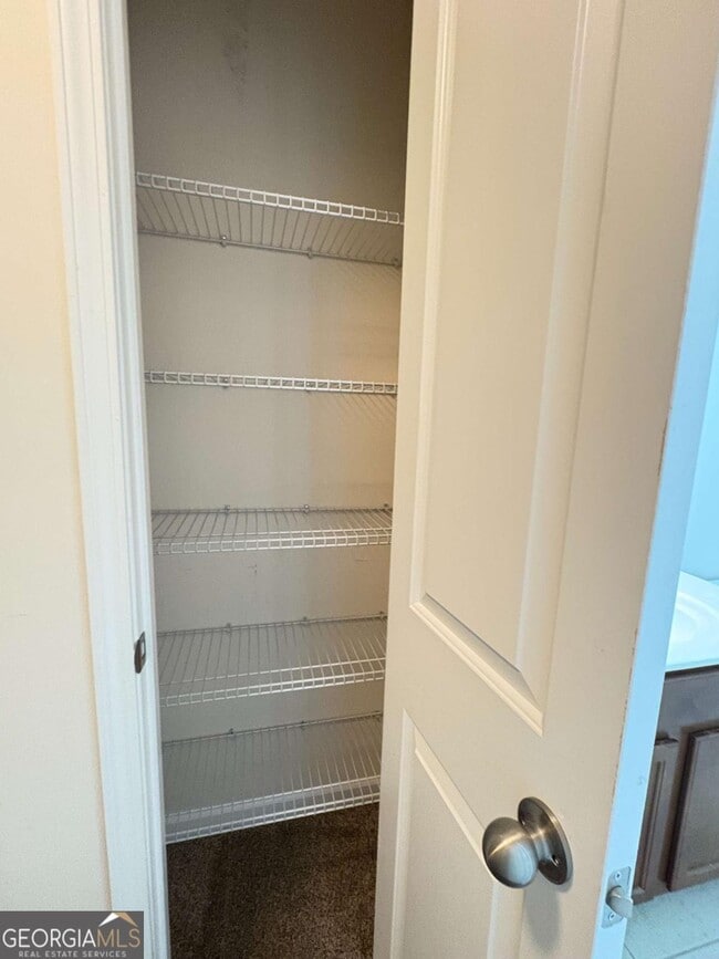 Building Photo - 3462 New Fawn Ln