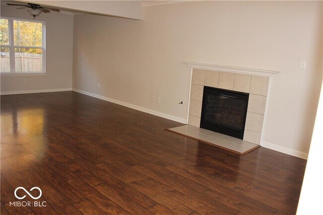 Building Photo - 12117 Royalwood Ct