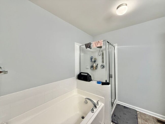 Building Photo - 351 Gilman Ln