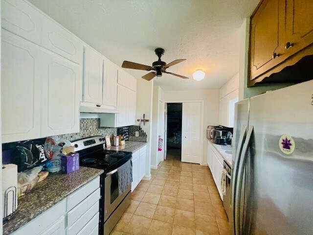Building Photo - 2122 Clemson Dr