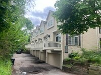 Building Photo - 998 Catherine St