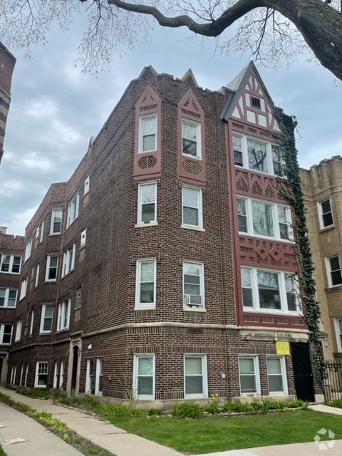 Building Photo - 2042 W Farragut Ave
