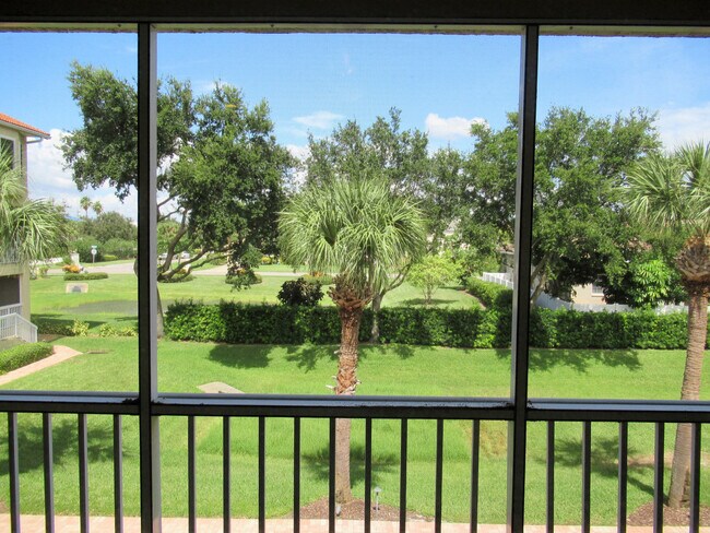 Building Photo - TIERRA VERDE - Updated Unfurn. Annual - 3 ...