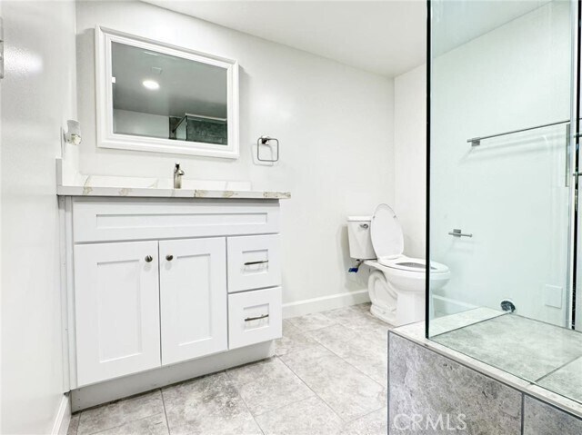 Building Photo - 3233 E Cameron Ave