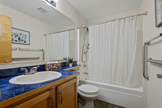 Building Photo - 7708 81st Pl NE